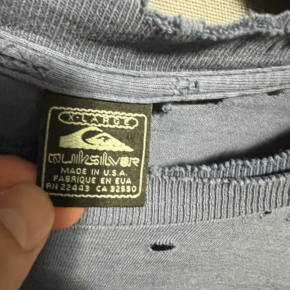 Vintage Quiksilver T-Shirt XL Blue GrayThrashed Distressed Surf Graphic USA Made - Picture 5 of 8